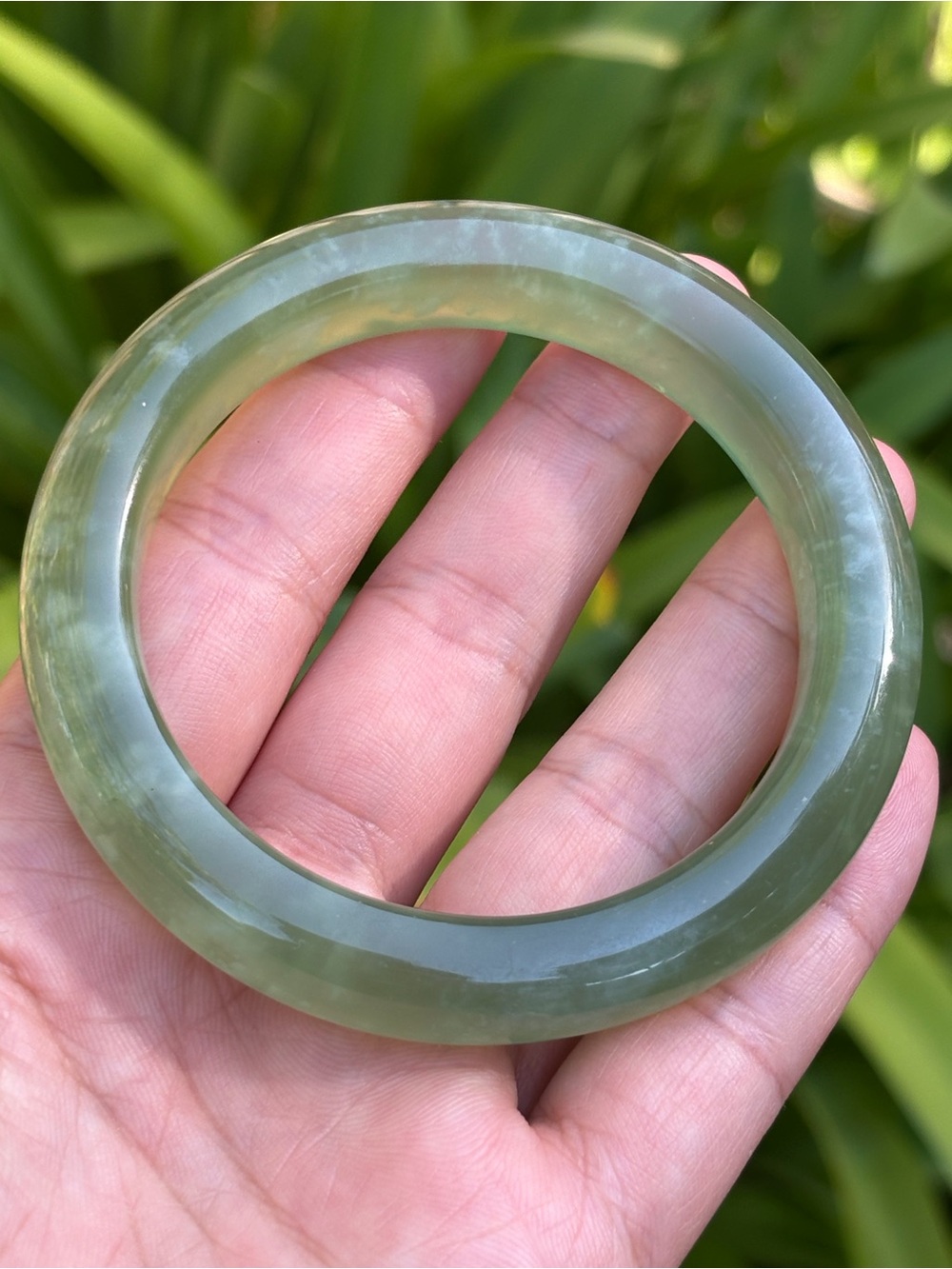 59mm Inner Diameter Translucent Green Xiuyu Jade Bangle 2566 - Picture 4 of 8